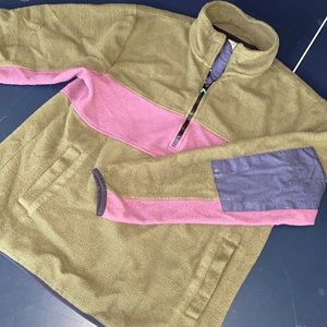 Urban Outfitters fleece quarter zip pullover mens size S